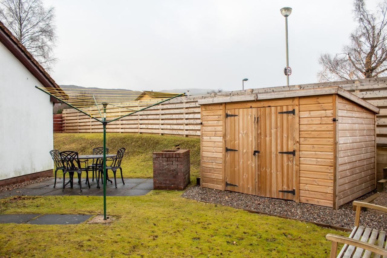Pine Marten Cottage - Aviemore Exterior photo